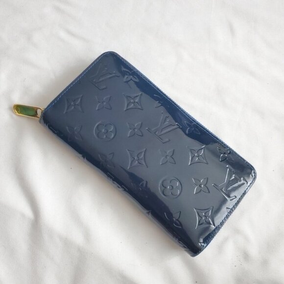 Authentic Louis Vuitton Zippy Vernis Leather Monogram Wallet Cardholders - Picture 1 of 9